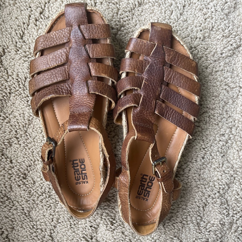 Women’s leather Boho Earth shoe sandals